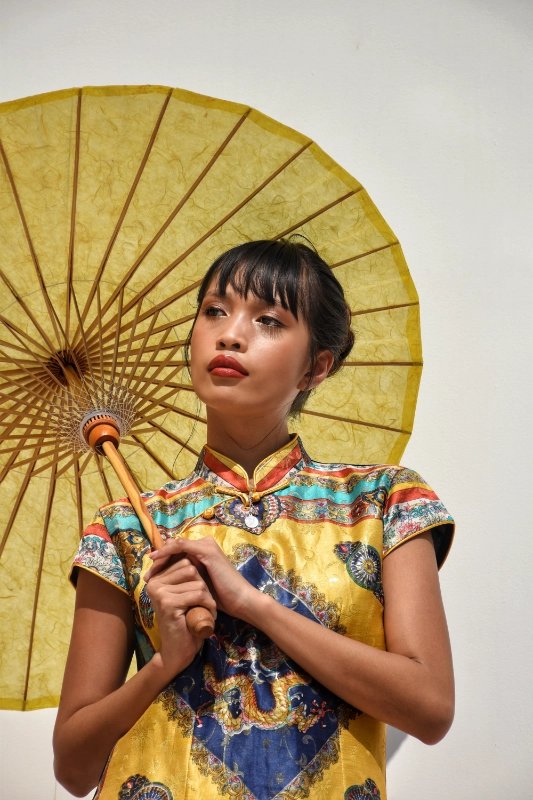 Portrait of an elderly woman